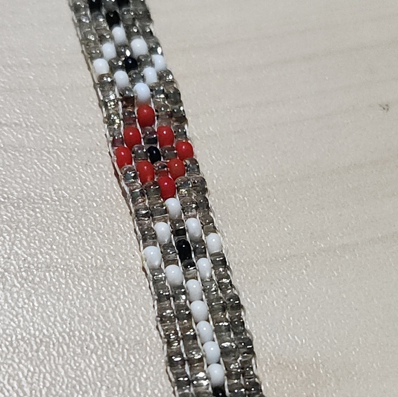 Vintage Native American Hand Beaded Bracelet Size 7" - Picture 7 of 11